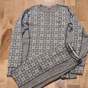 Kari Traa Gray Patterned Thermal Top And Pants. New Condition.